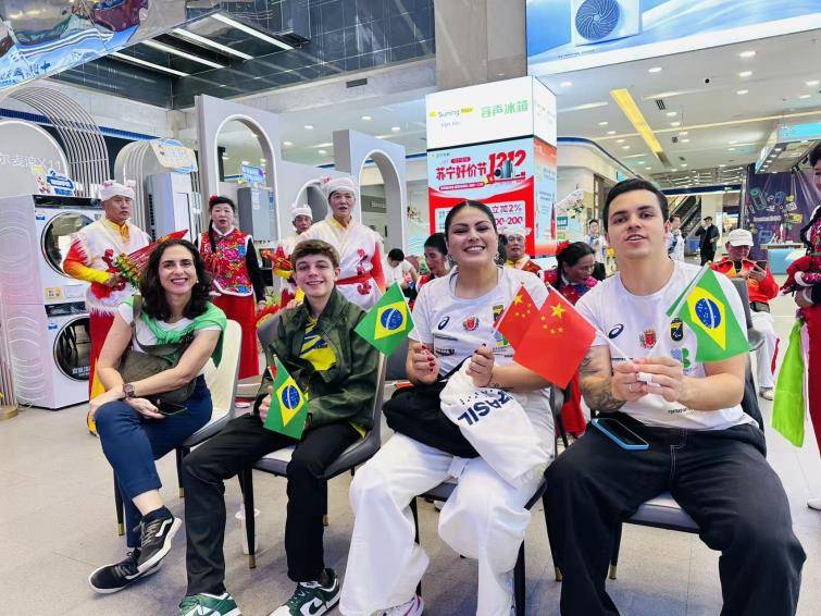 消费升温！苏宁易购发力双12澳门新葡京网页年底“犒劳”式(图2)